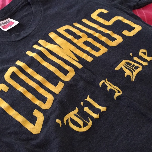 HOMAGE T-Shirt - Picture 4 of 4